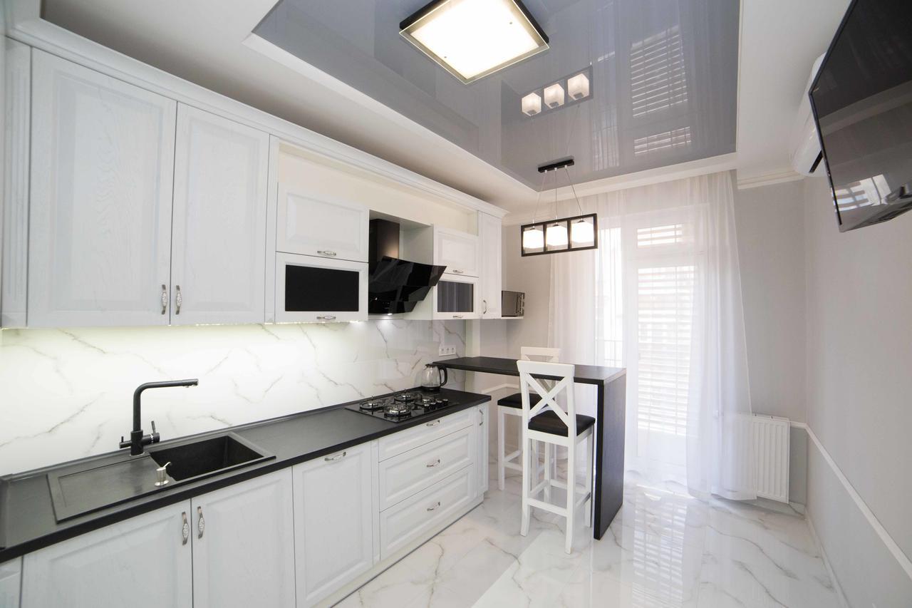 Leogrand Apartments On Kulisha 36 ลวีฟ ภายนอก รูปภาพ